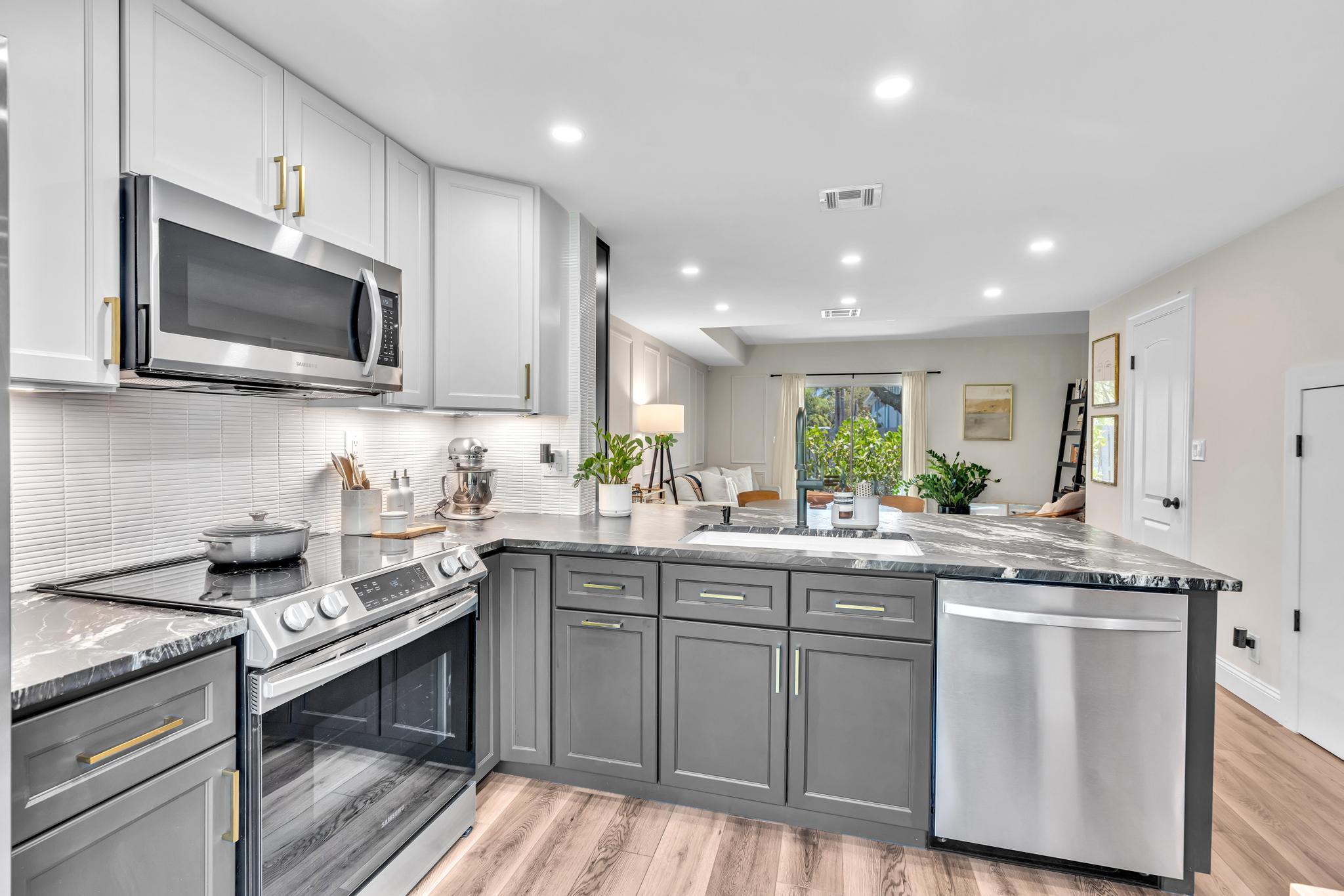 Edgewater - Residential Lease