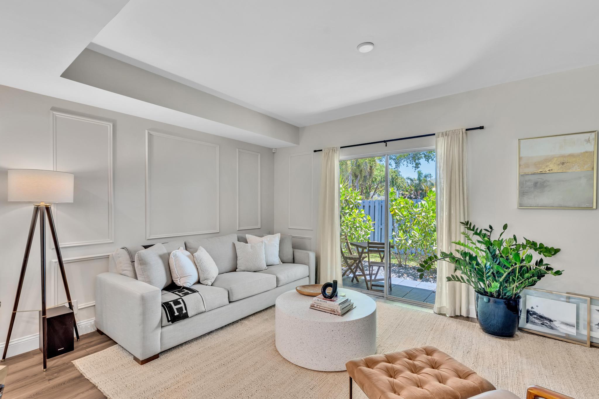 Edgewater - Residential Lease
