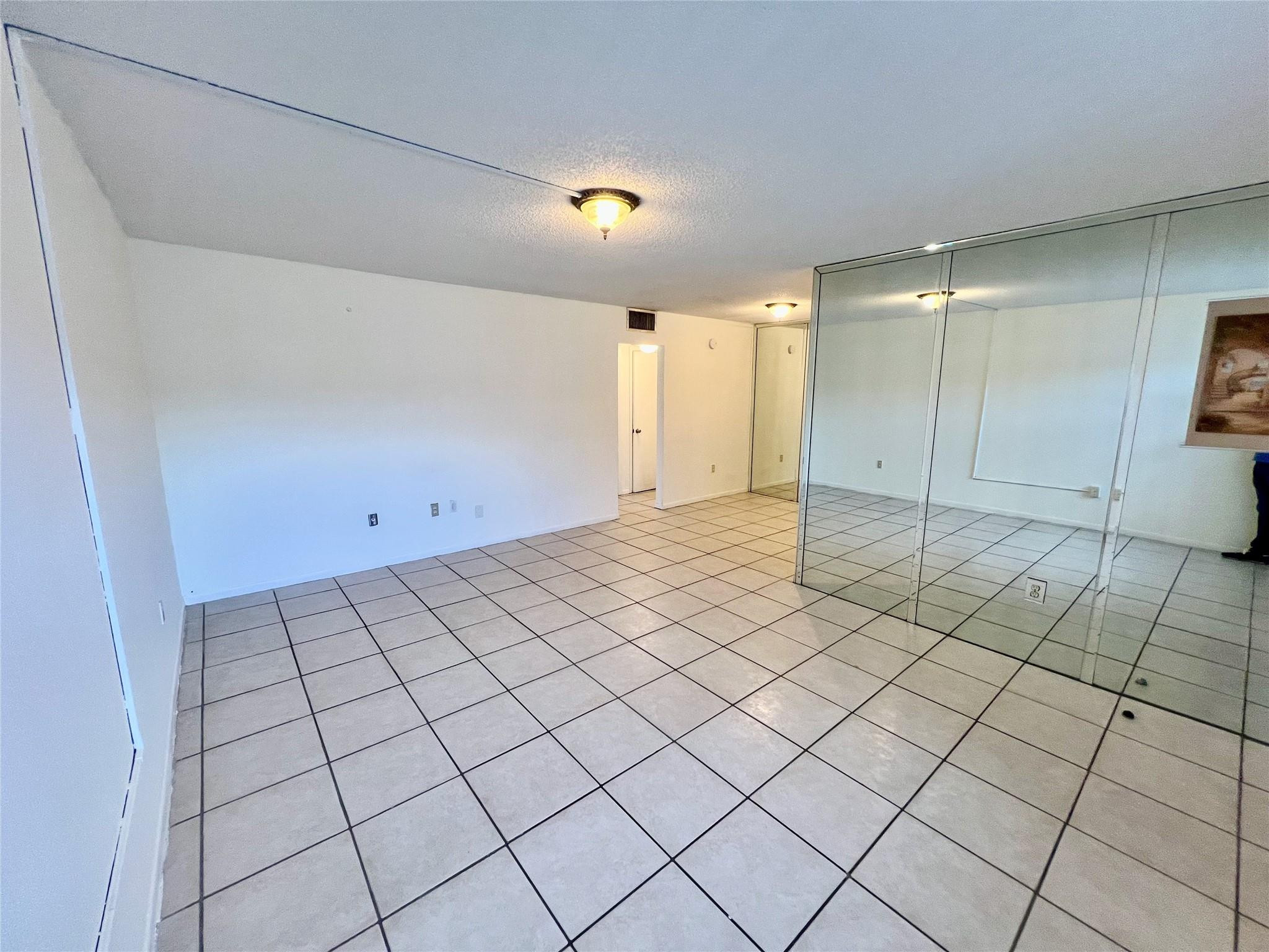 BROOKVIEW CONDO - Residential