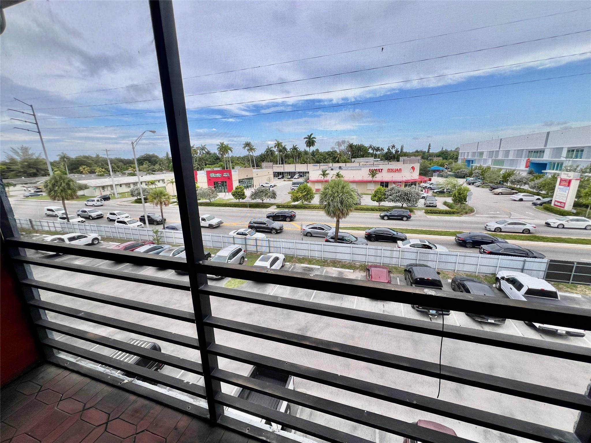 BROOKVIEW CONDO - Residential