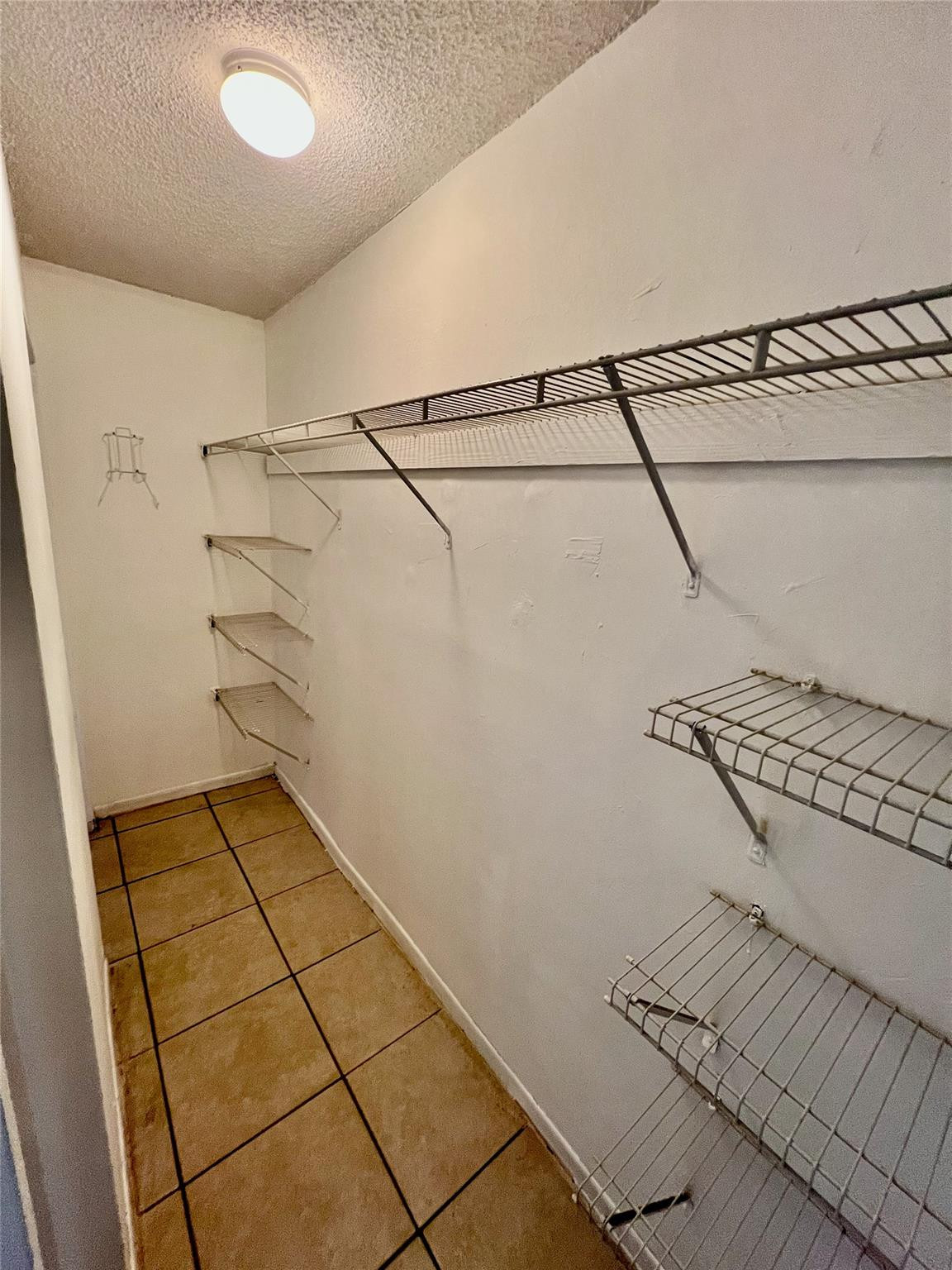 BROOKVIEW CONDO - Residential