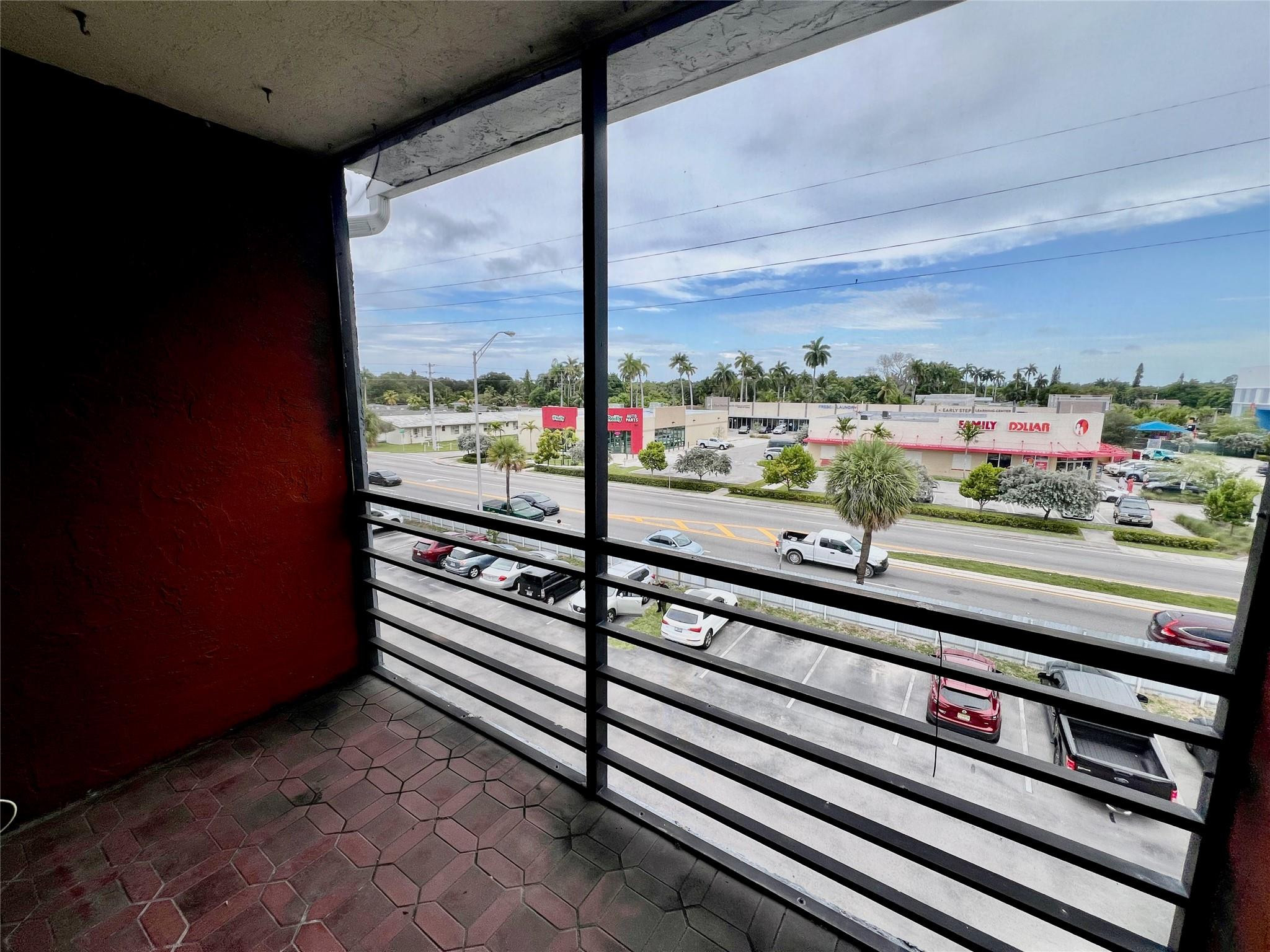 BROOKVIEW CONDO - Residential