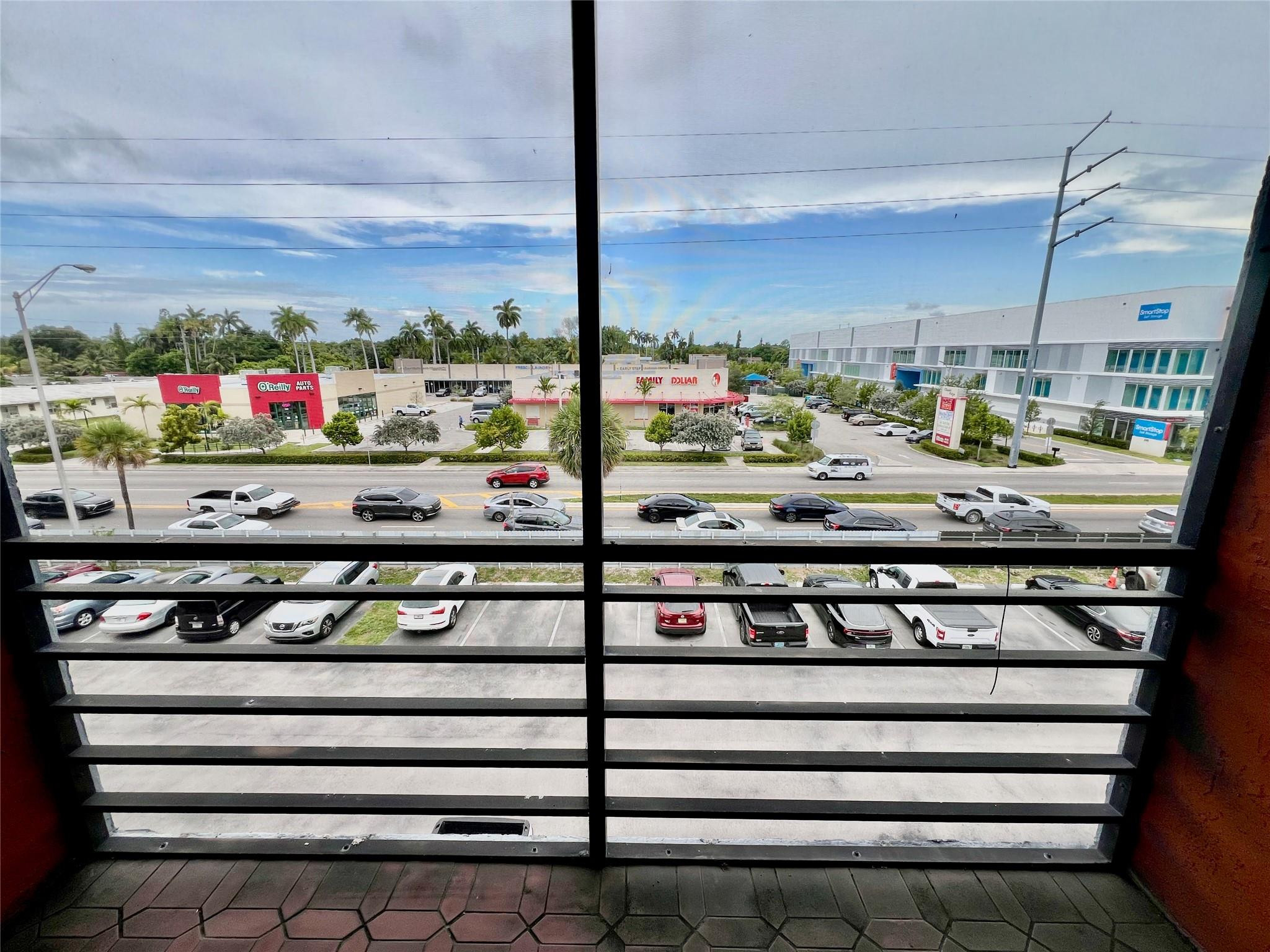 BROOKVIEW CONDO - Residential