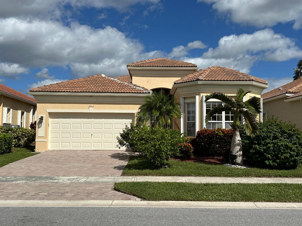 VIZCAYA 3 - Residential