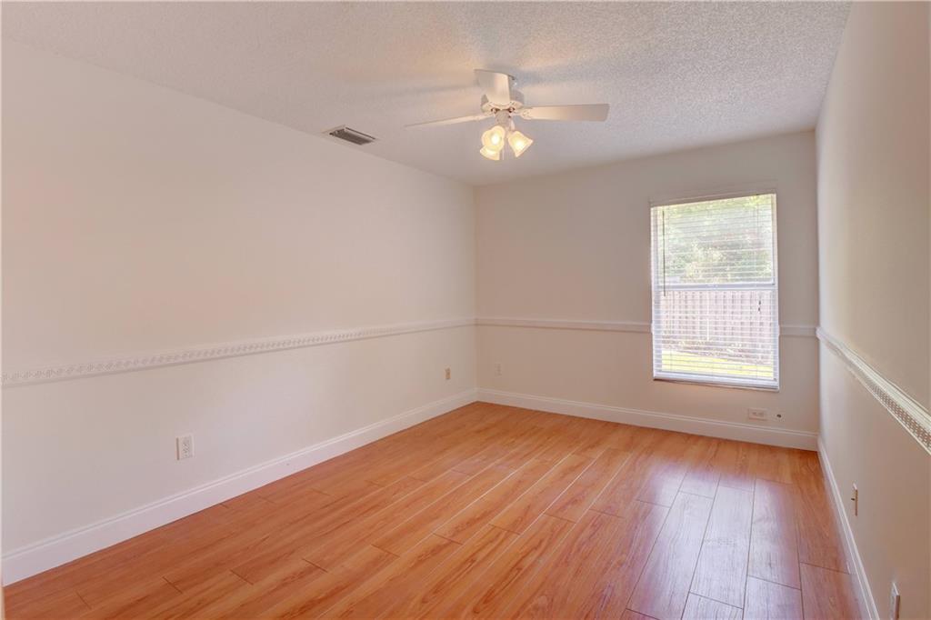 Royal Land Amd 132-20 B - Residential