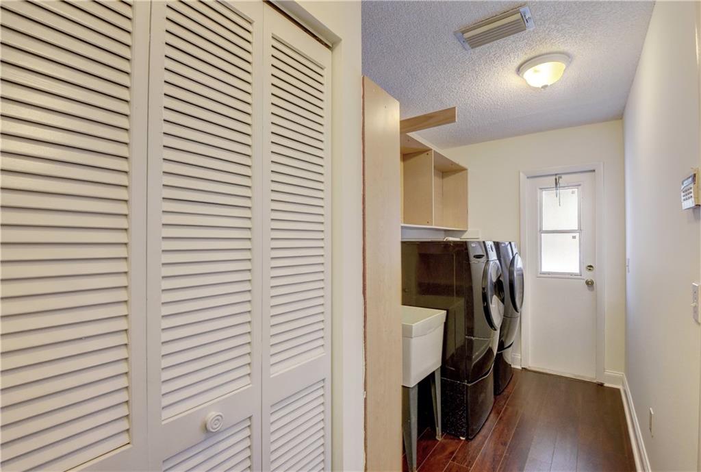 Royal Land Amd 132-20 B - Residential