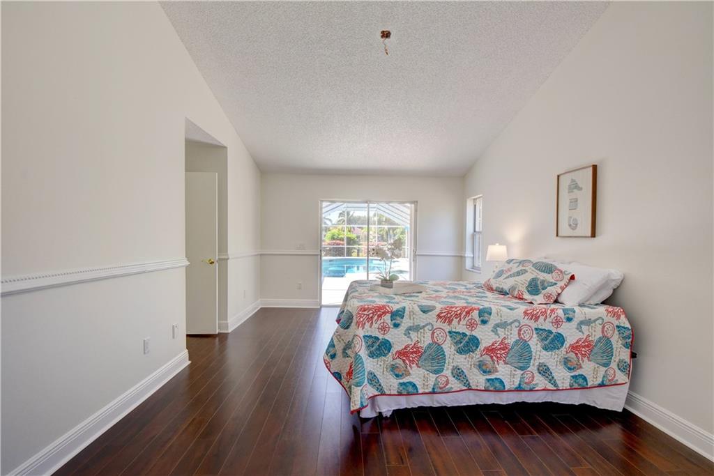 Royal Land Amd 132-20 B - Residential