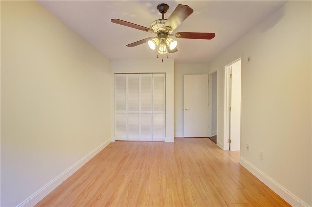 Royal Land Amd 132-20 B - Residential