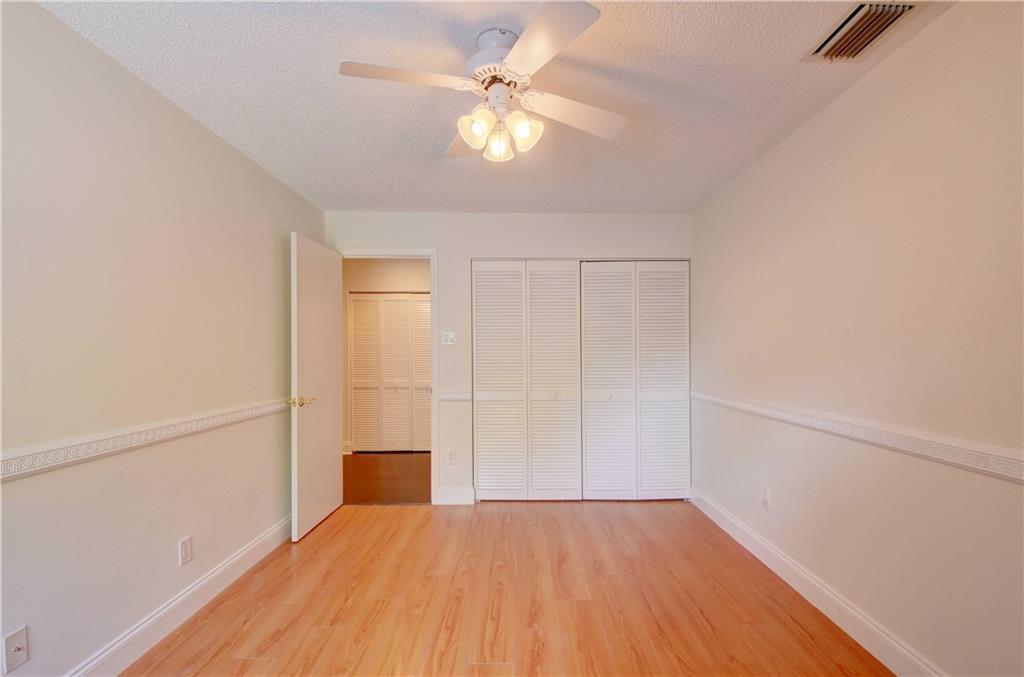 Royal Land Amd 132-20 B - Residential