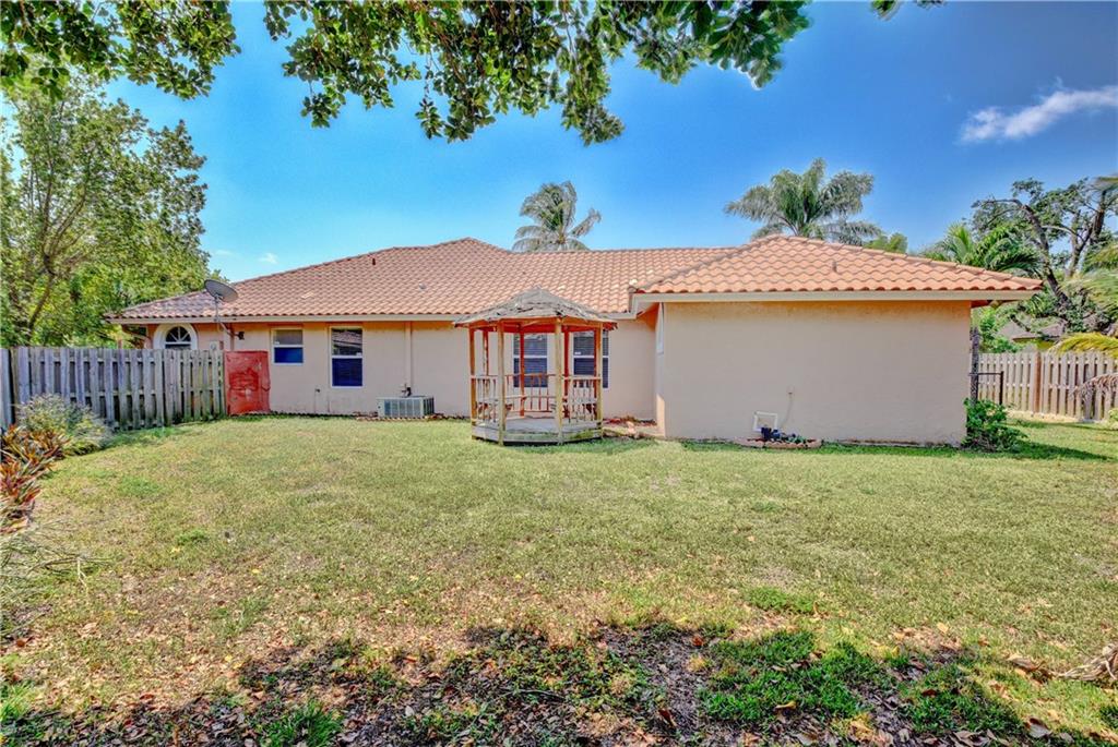 Royal Land Amd 132-20 B - Residential