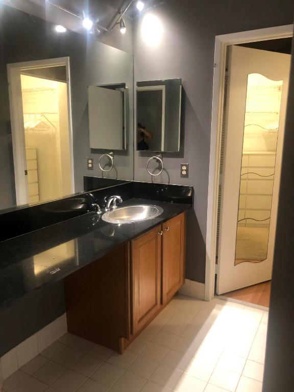 COURTYARDS AT DAVIE - Residential