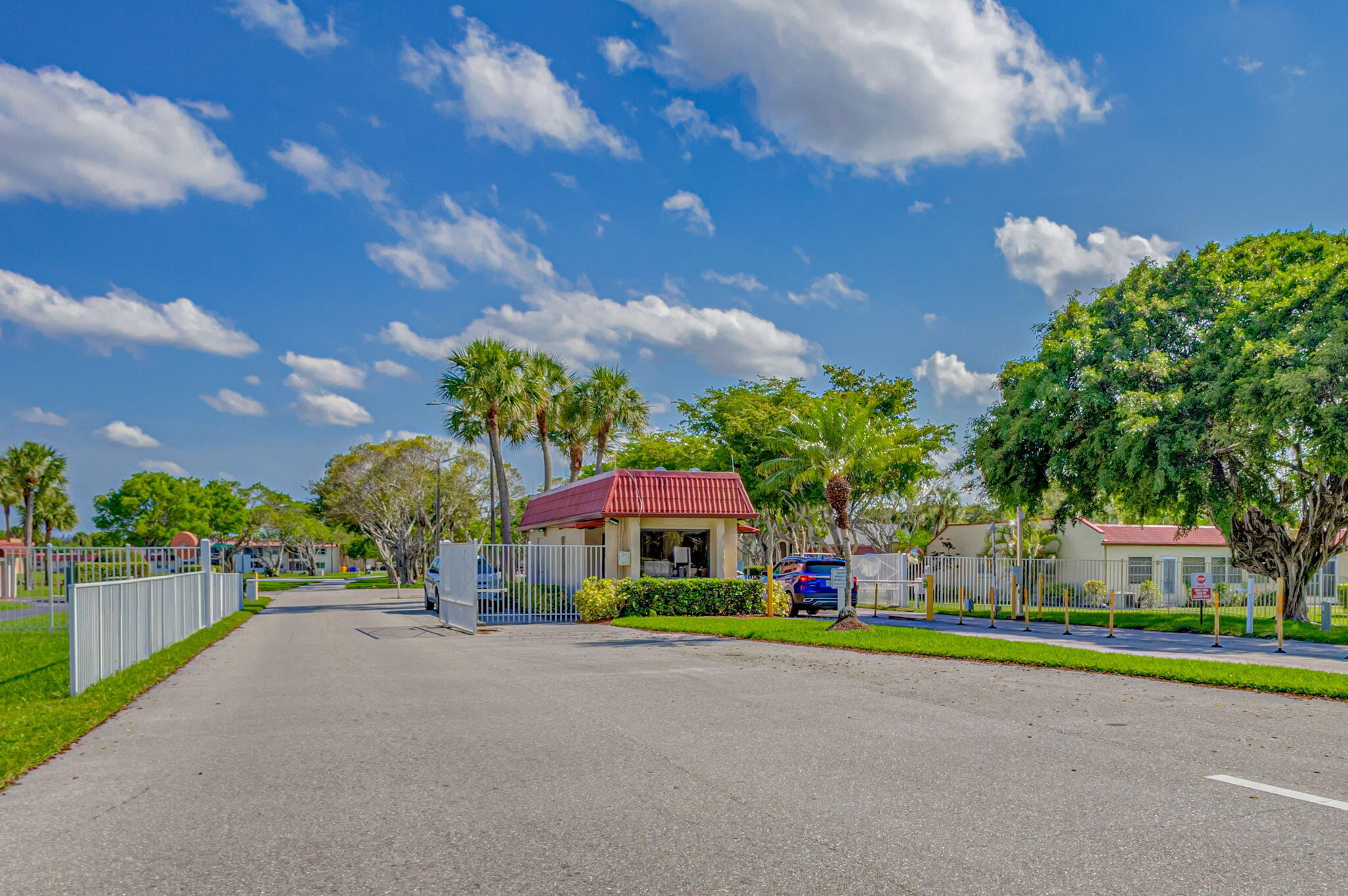 GOLDEN LAKES VILLAGE CONDO 1 THRU 13-A - Residential