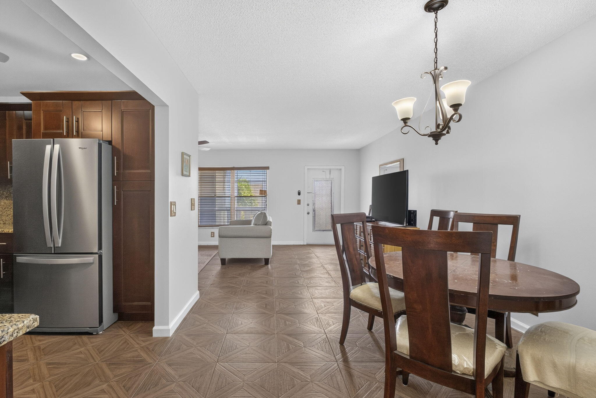 WELLINGTON CONDOS - Residential