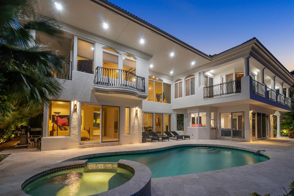 CARIBBEAN KEYS - Residential