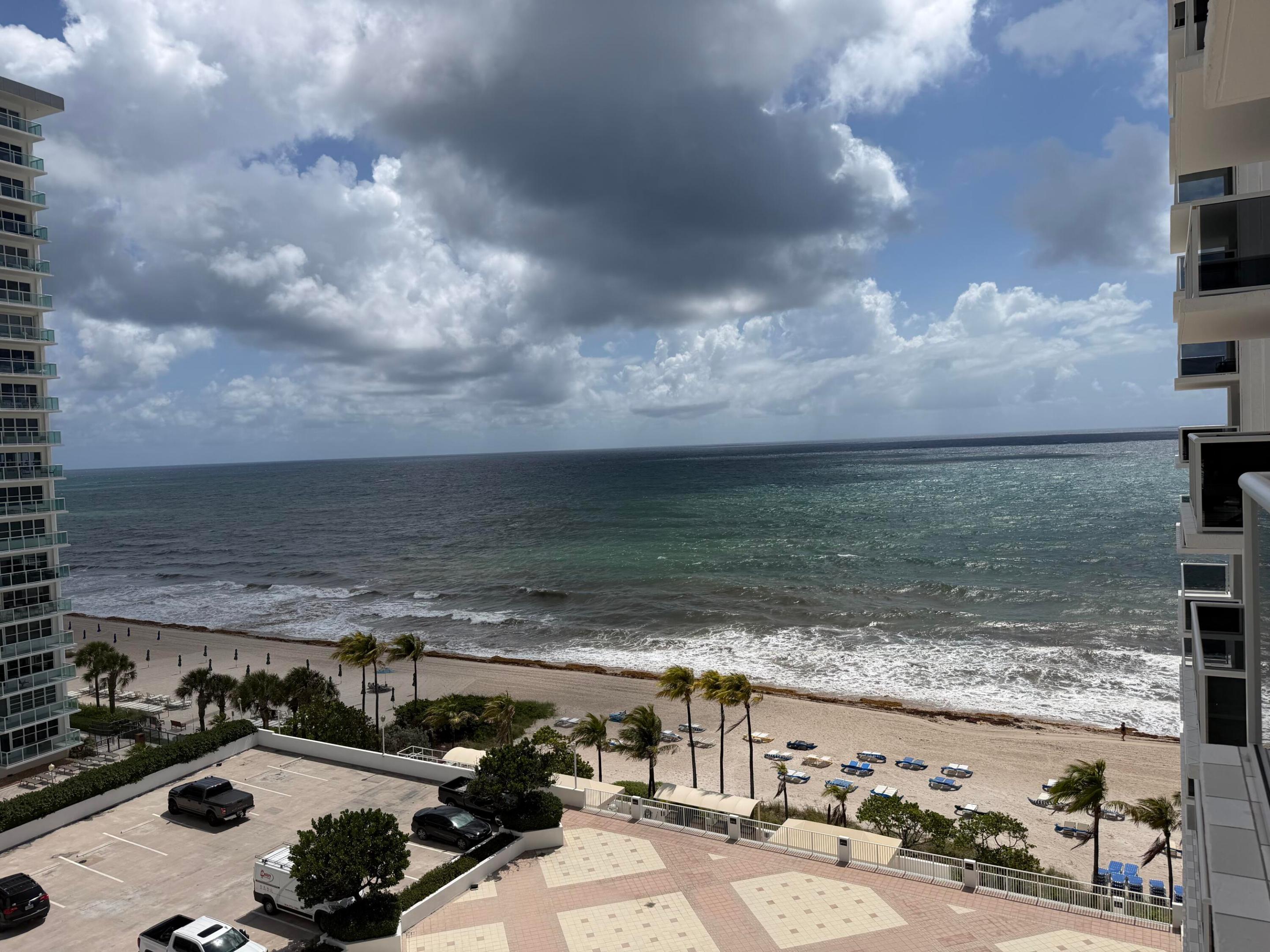 PLAYA DEL SOL CONDO - Residential