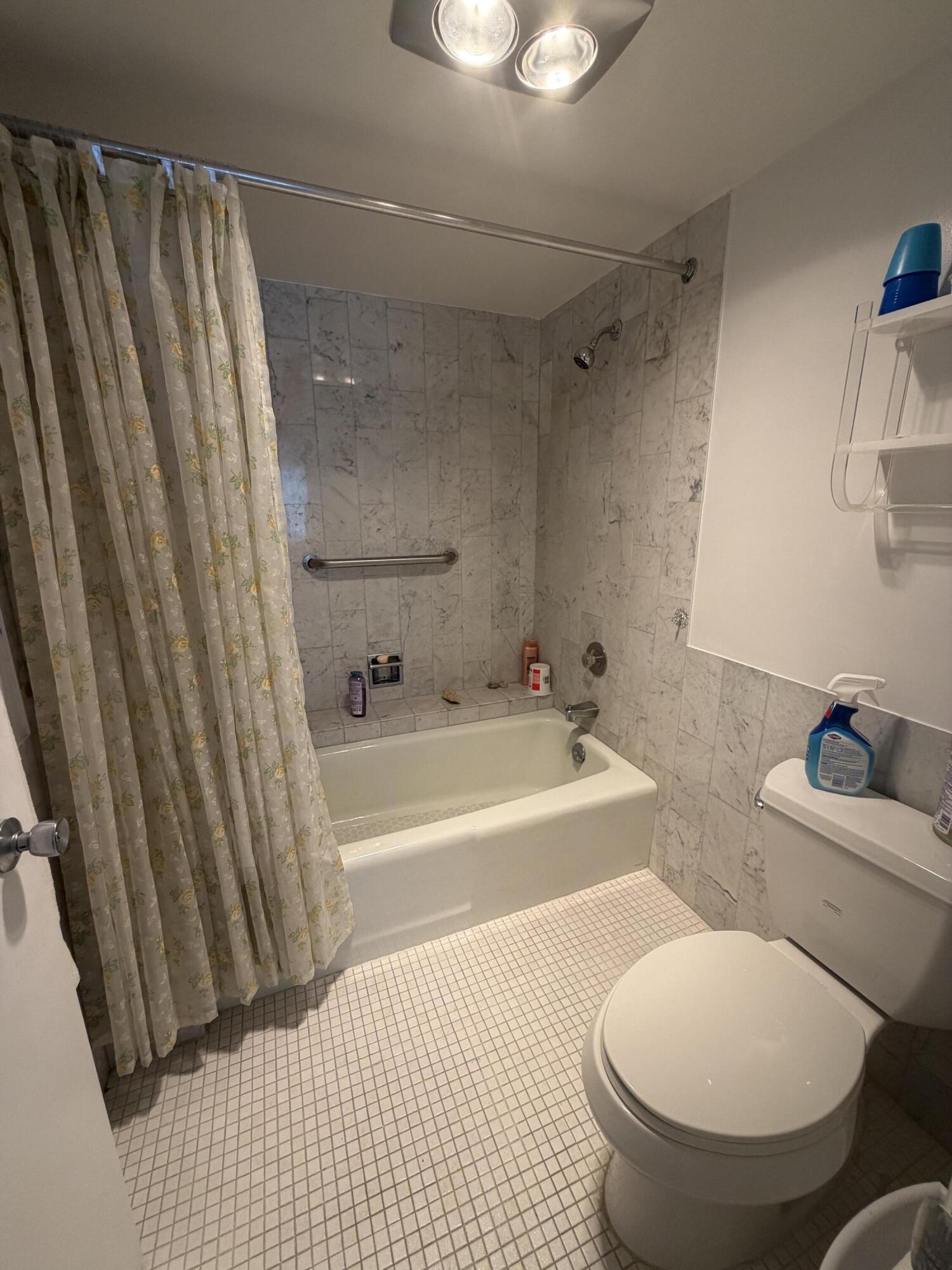 PLAYA DEL SOL CONDO - Residential