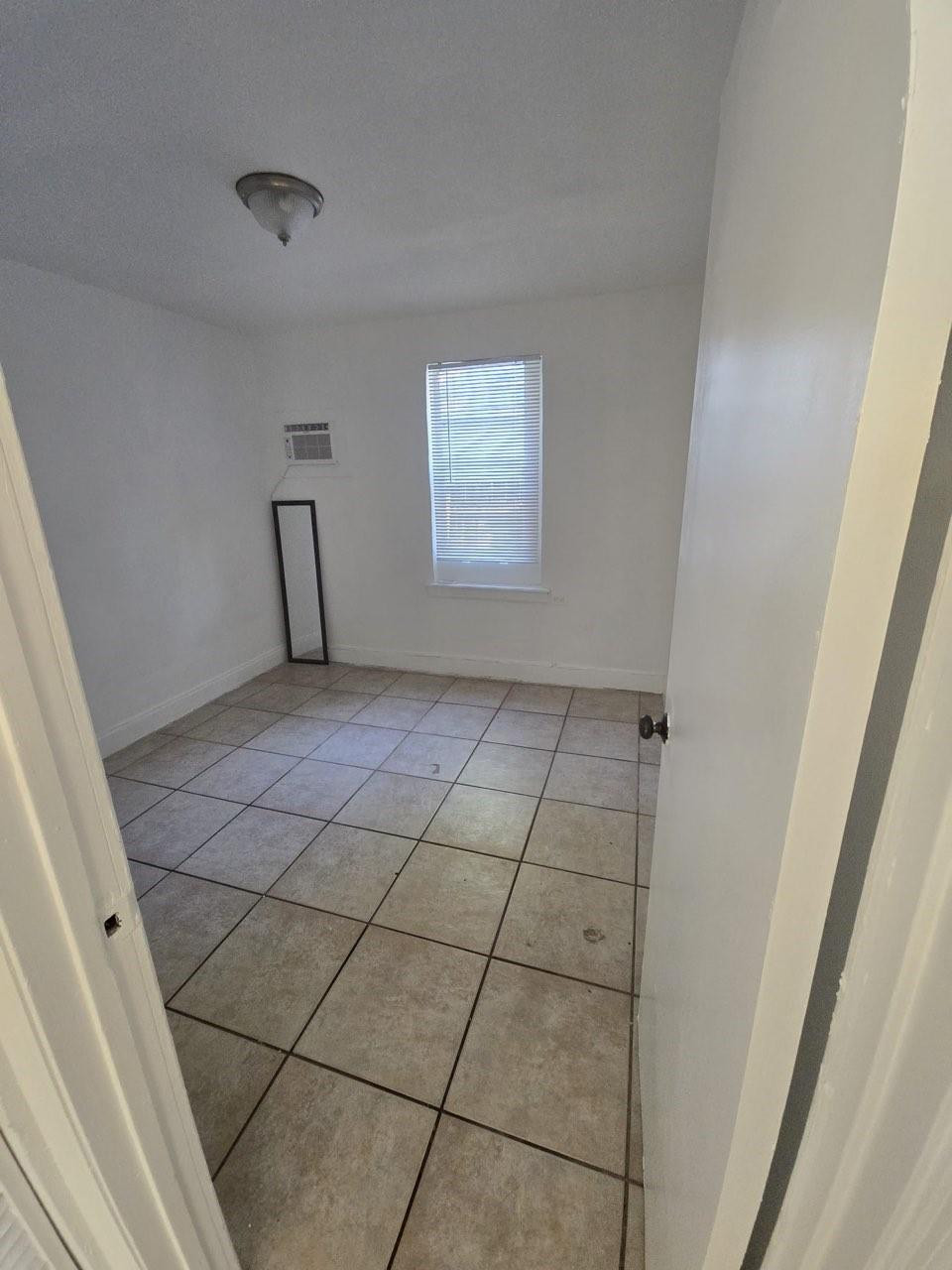 HIALEAH HEIGHTS - Residential Lease
