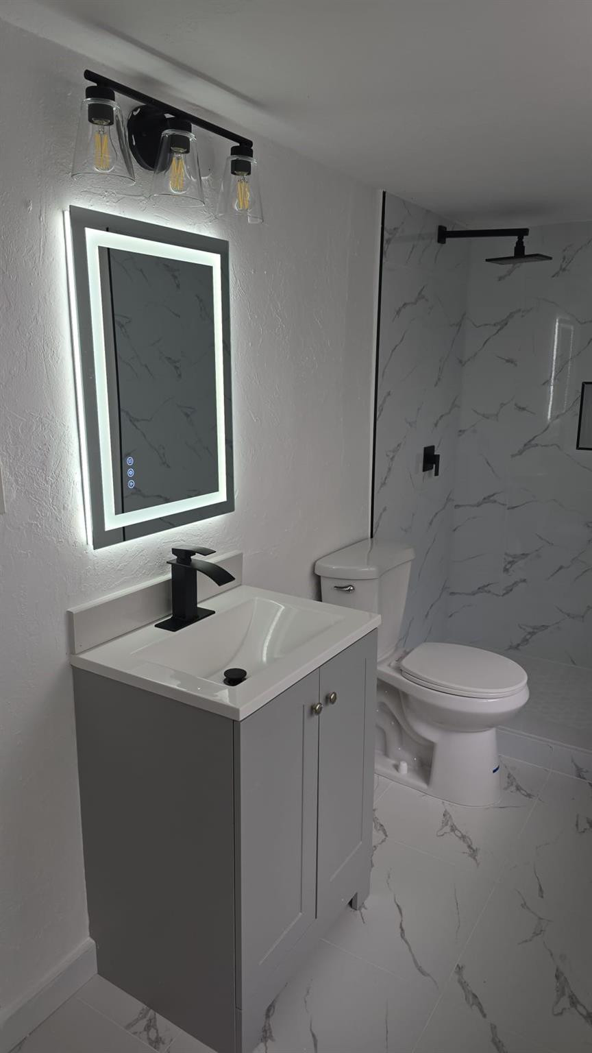 HIALEAH HEIGHTS - Residential Lease