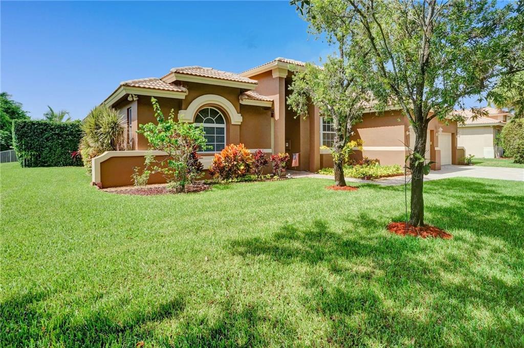 Country Glen 154-49 B - Residential