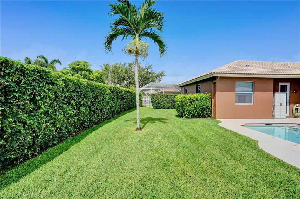 Country Glen 154-49 B - Residential