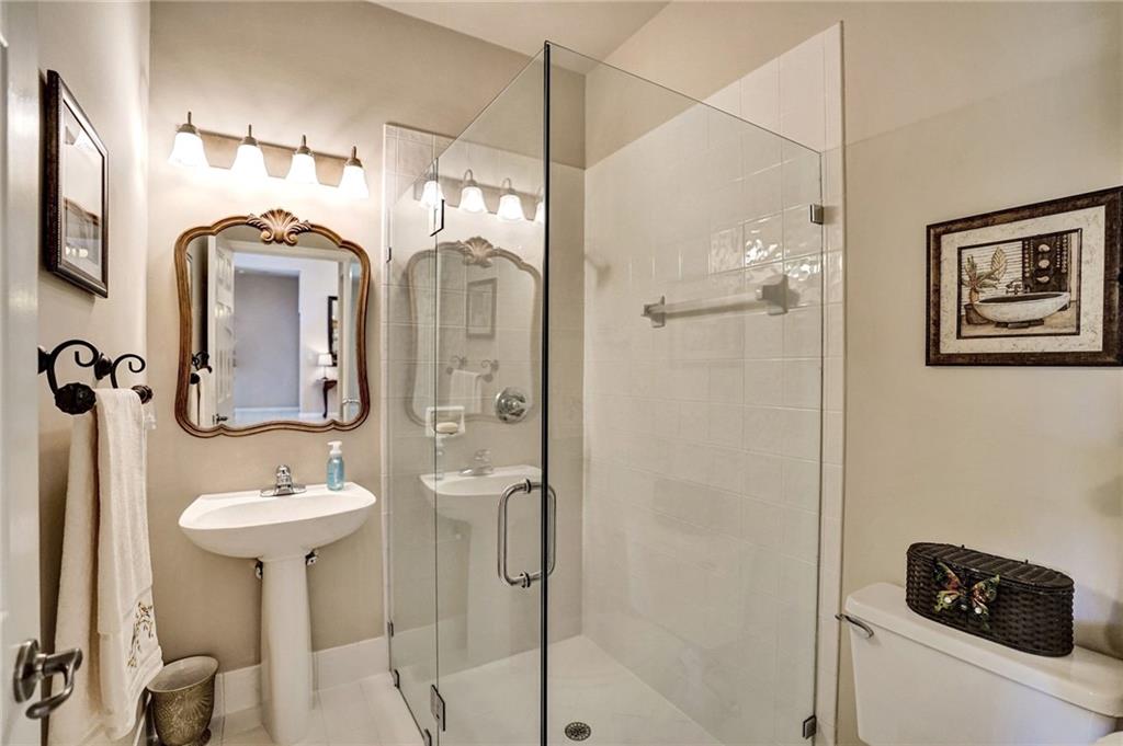 Country Glen 154-49 B - Residential