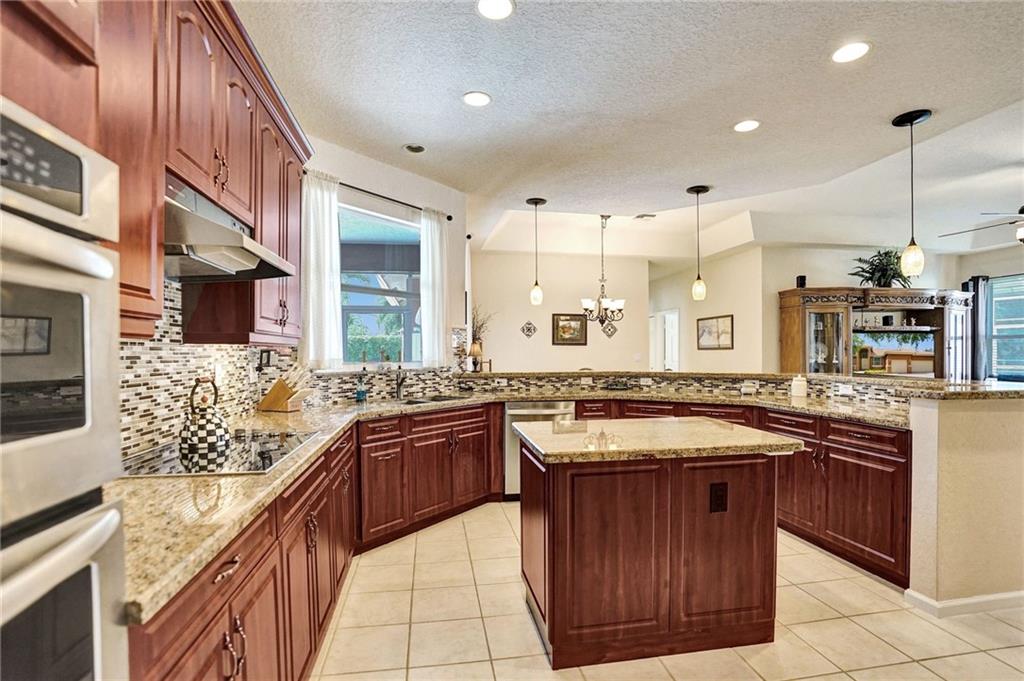 Country Glen 154-49 B - Residential