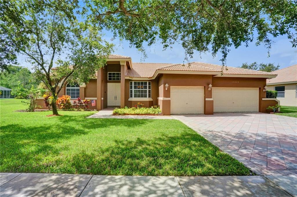 Country Glen 154-49 B - Residential