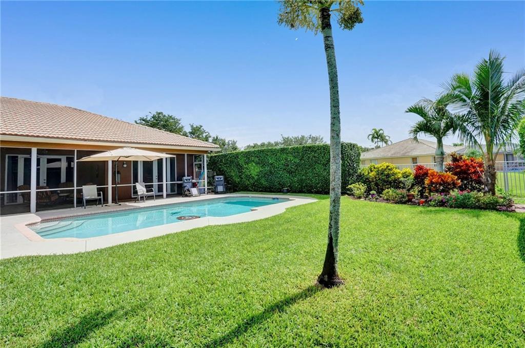Country Glen 154-49 B - Residential