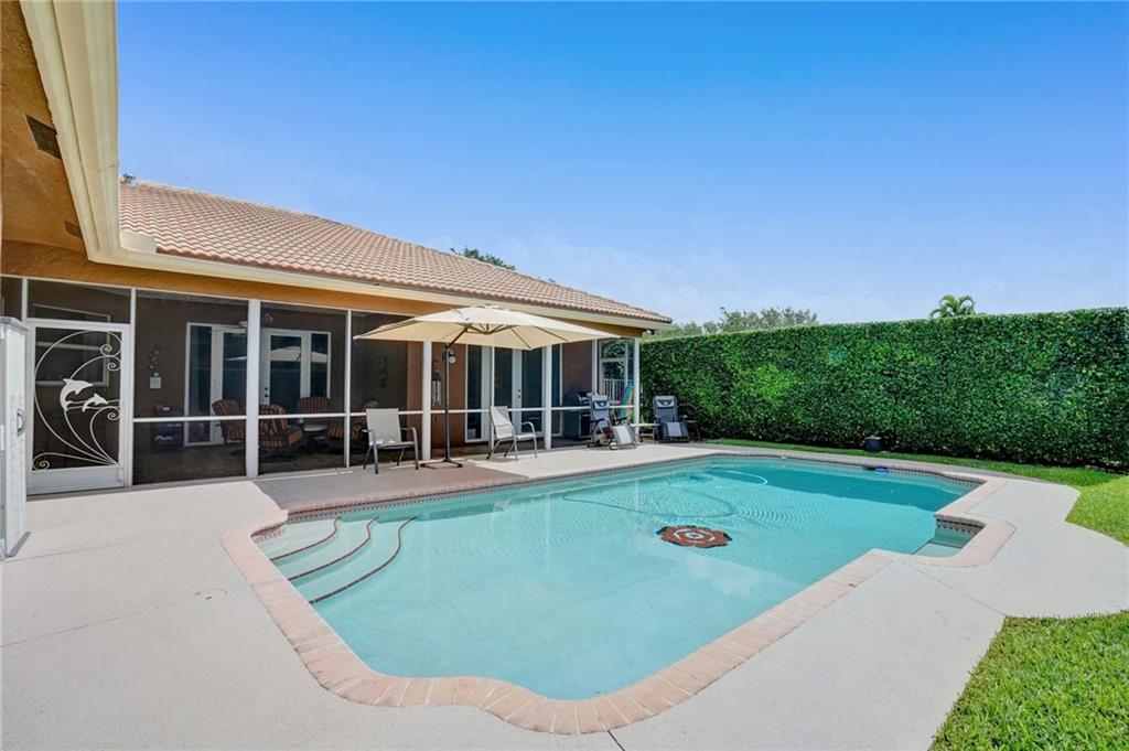 Country Glen 154-49 B - Residential