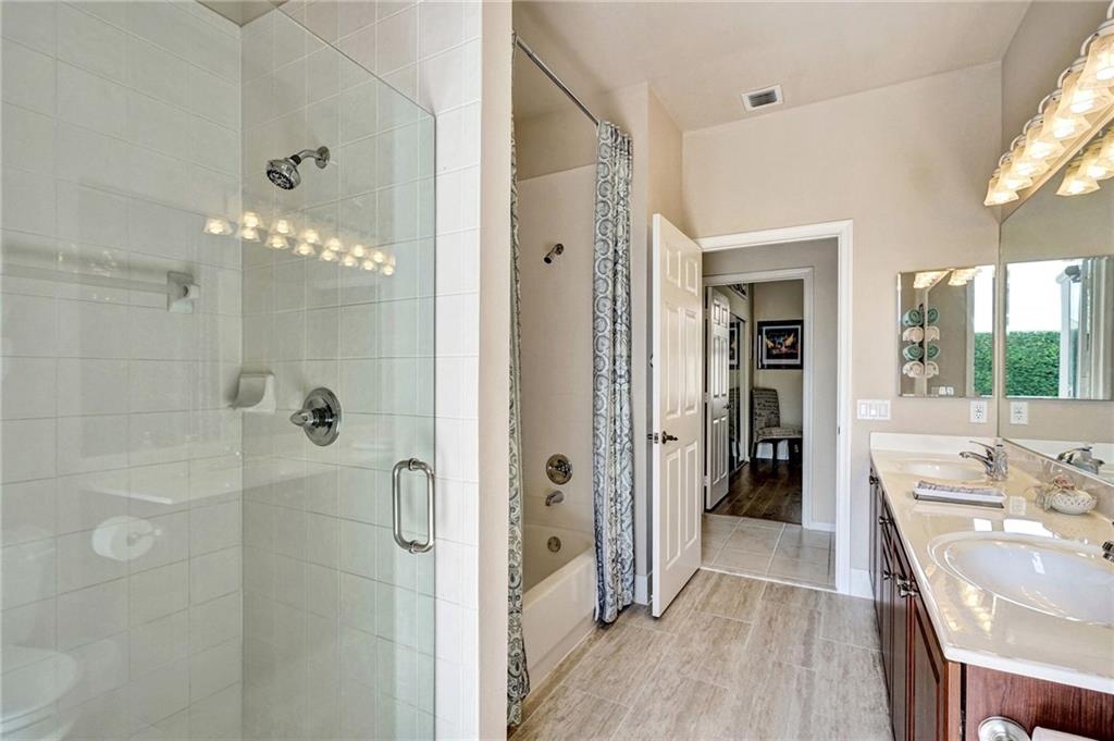 Country Glen 154-49 B - Residential