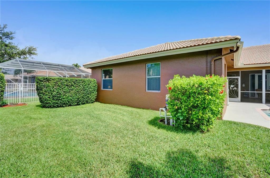 Country Glen 154-49 B - Residential