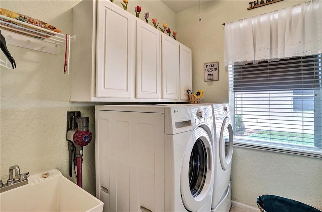 Country Glen 154-49 B - Residential