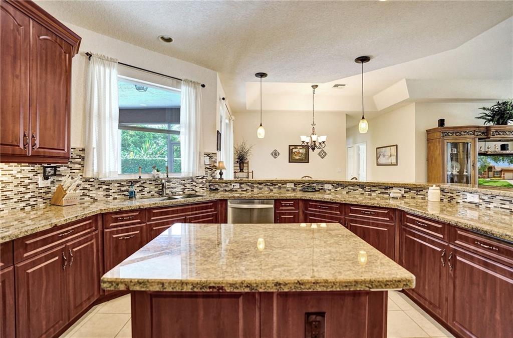 Country Glen 154-49 B - Residential