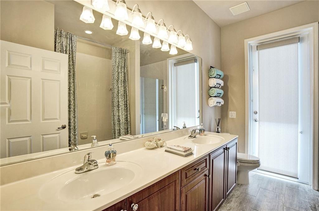 Country Glen 154-49 B - Residential
