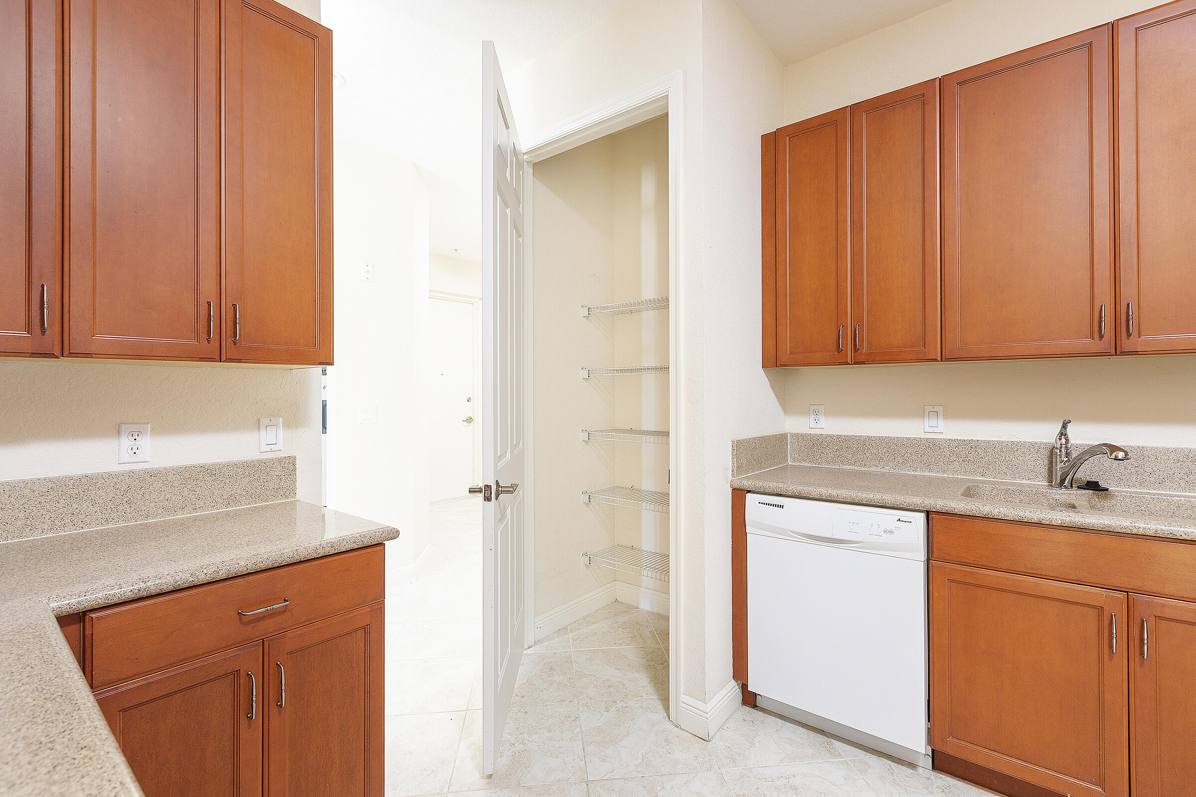 LAKESIDE VILLAGE OF DAVIE - Residential Lease
