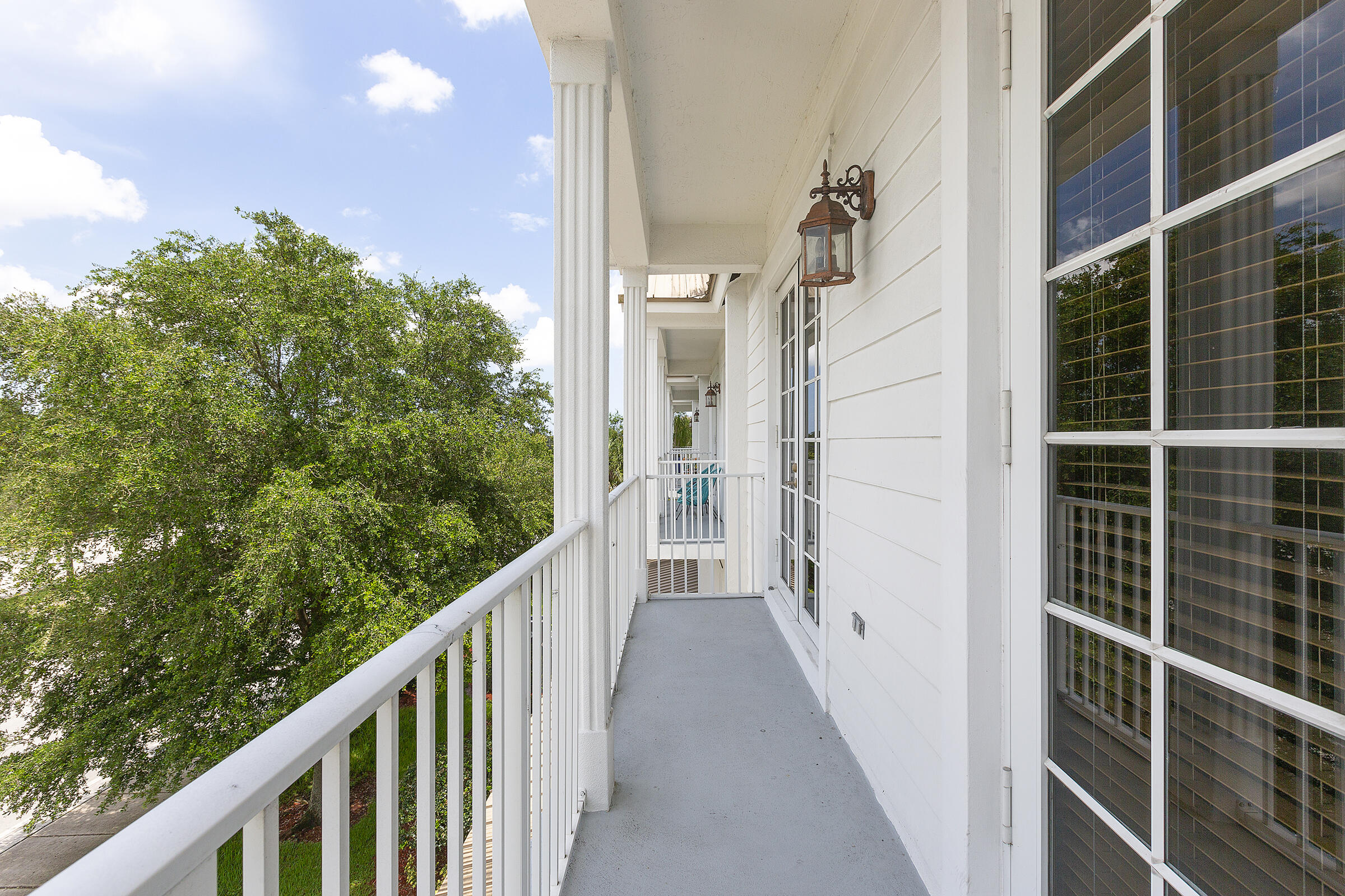 LAKESIDE VILLAGE OF DAVIE - Residential Lease