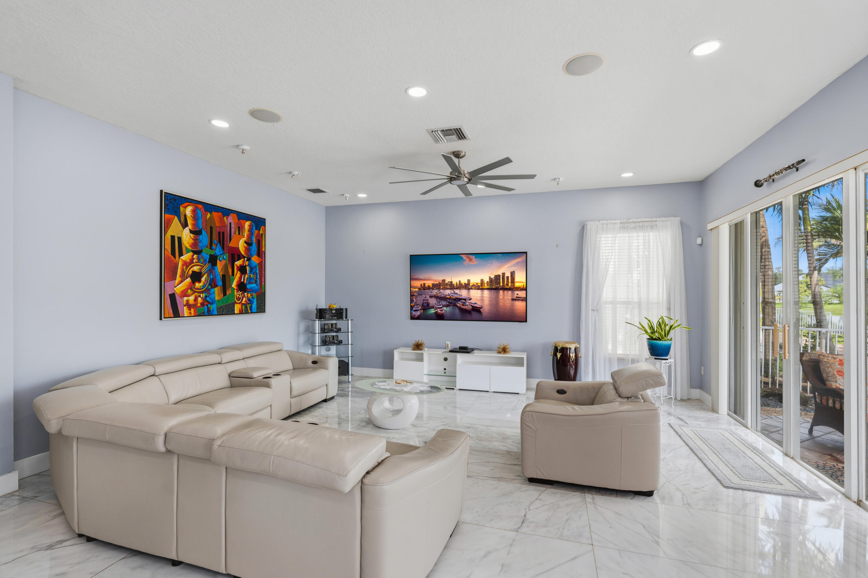 SUNSET LAKES PLAT THREE - Residential