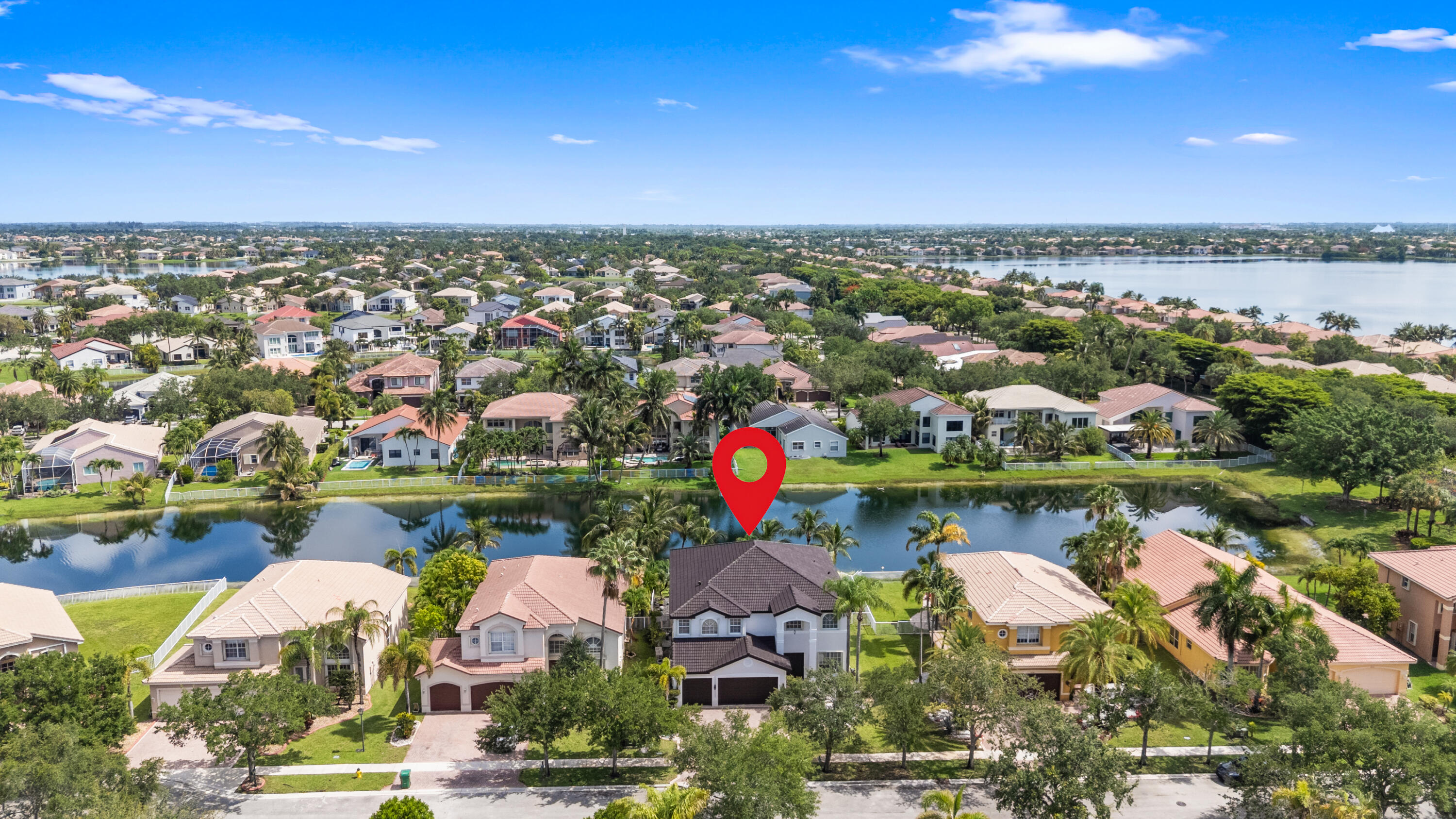 SUNSET LAKES PLAT THREE - Residential
