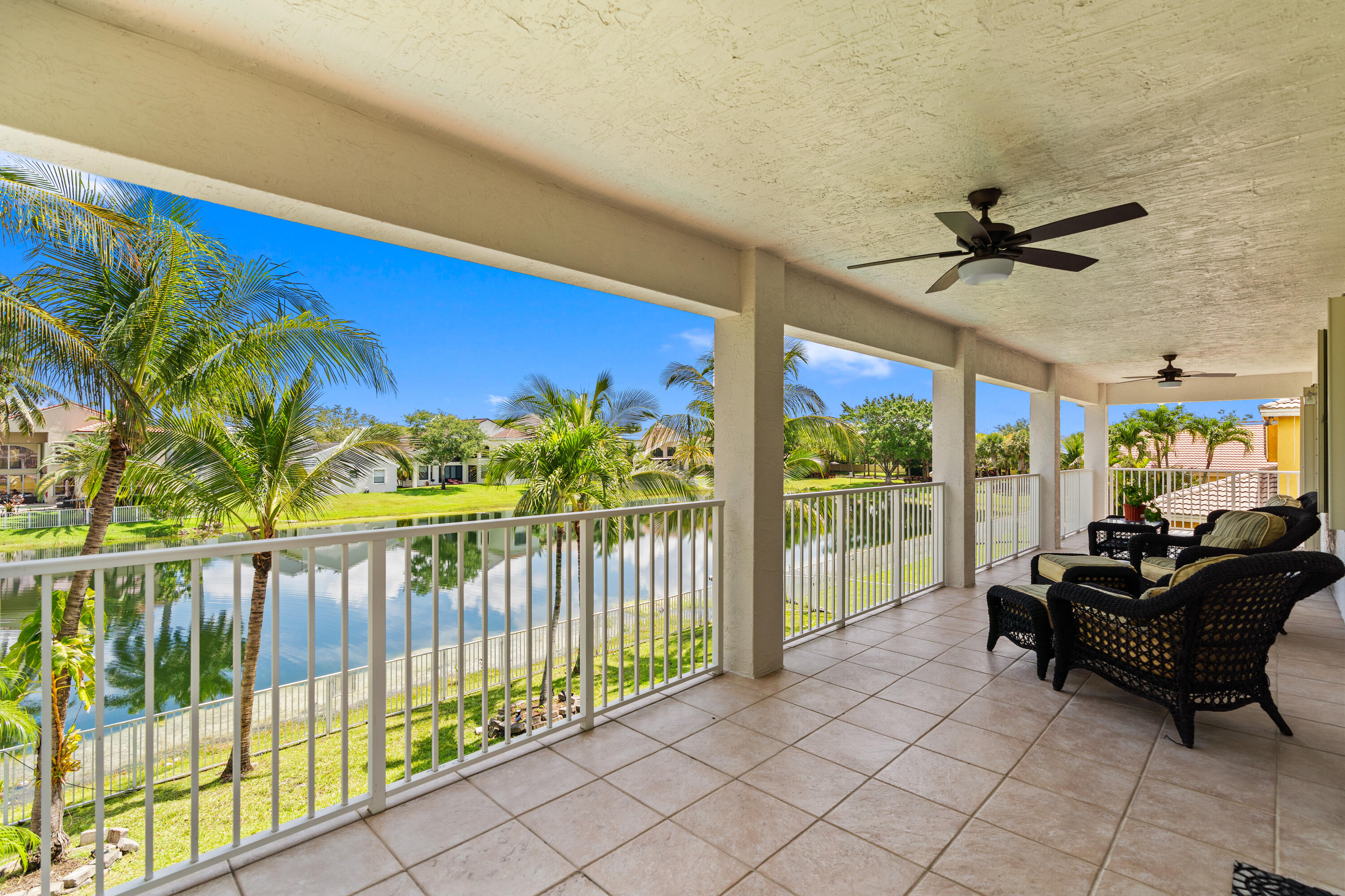 SUNSET LAKES PLAT THREE - Residential