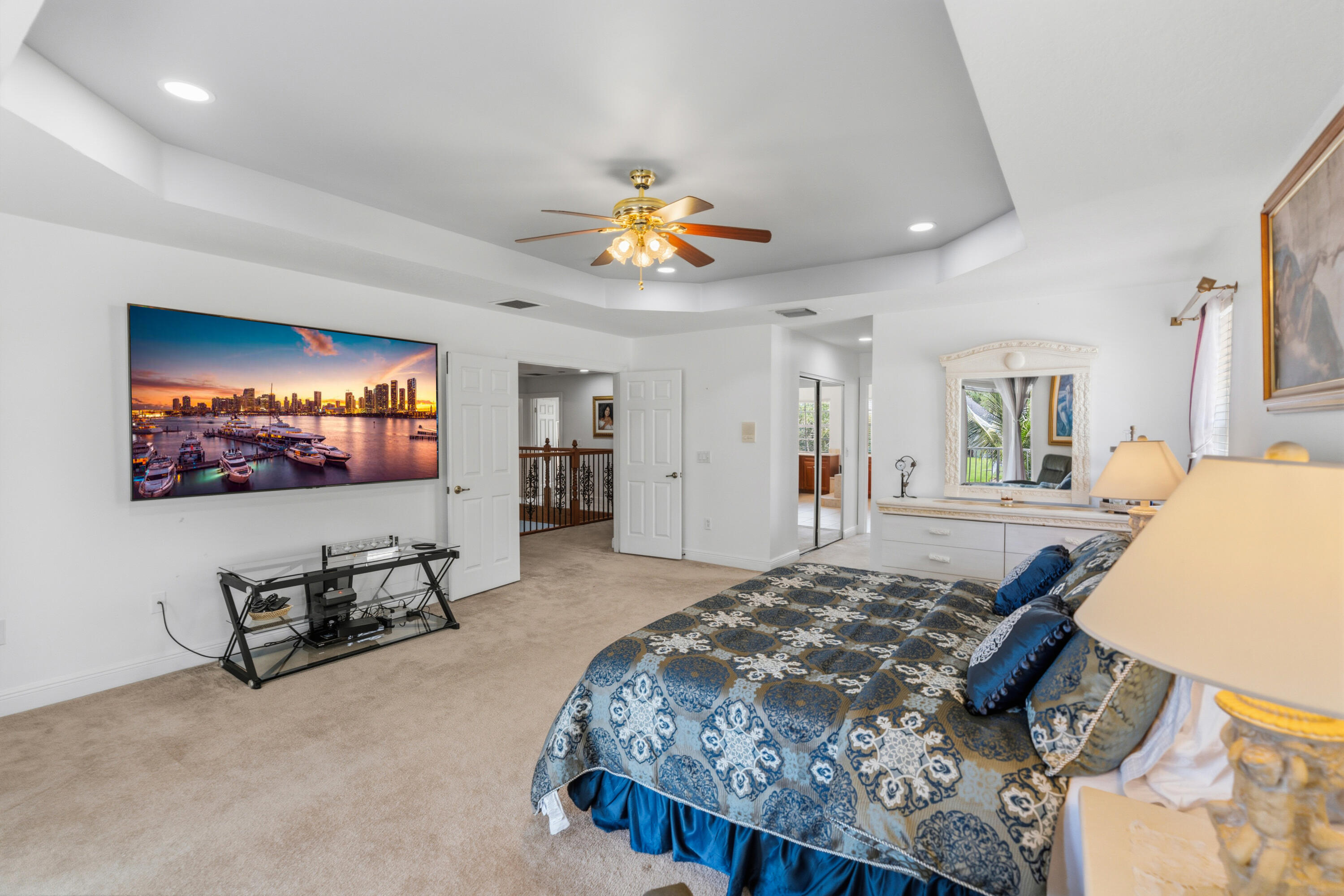 SUNSET LAKES PLAT THREE - Residential