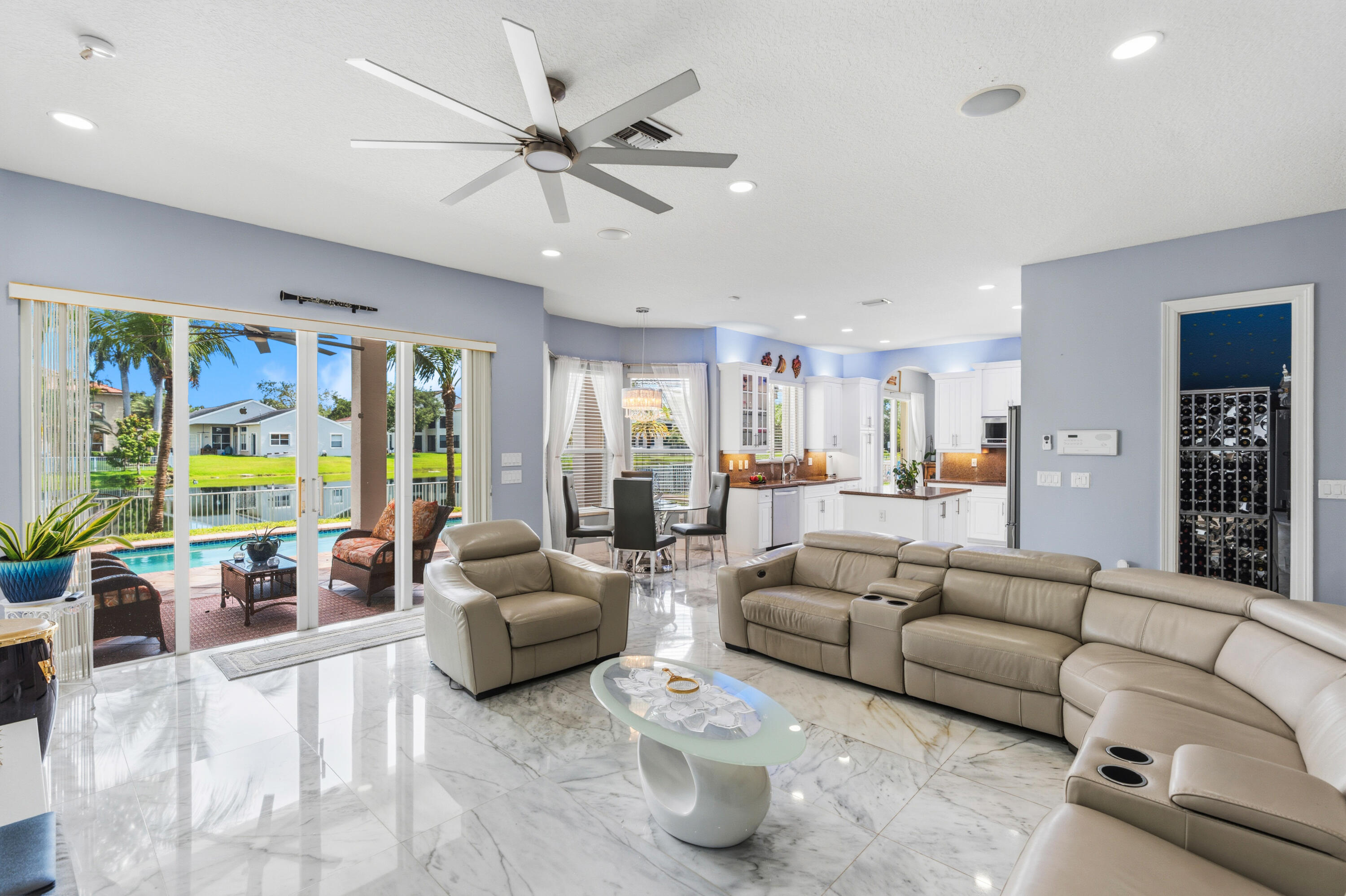 SUNSET LAKES PLAT THREE - Residential