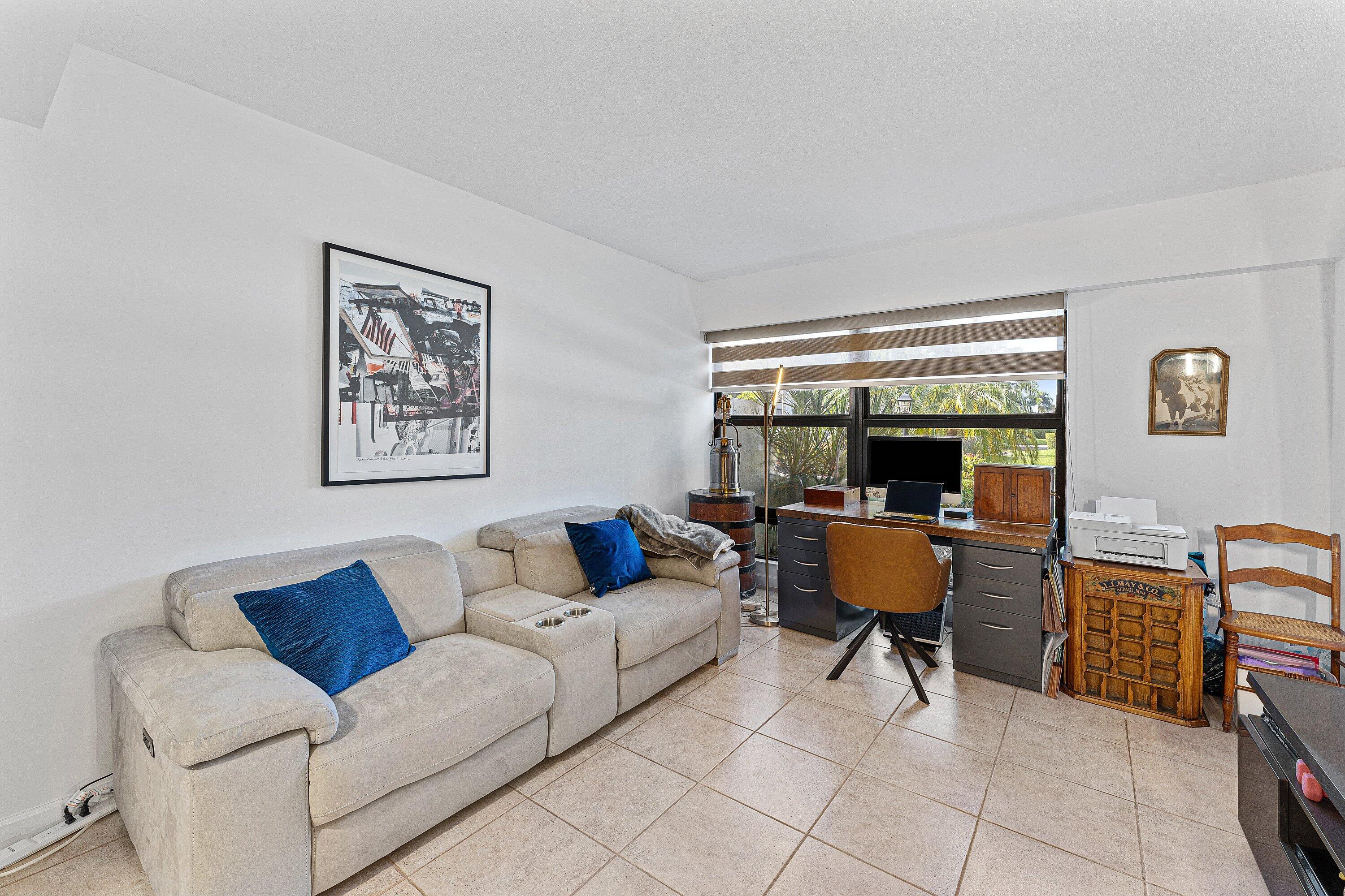 WILLOWWOOD GARDENS CONDO - Residential