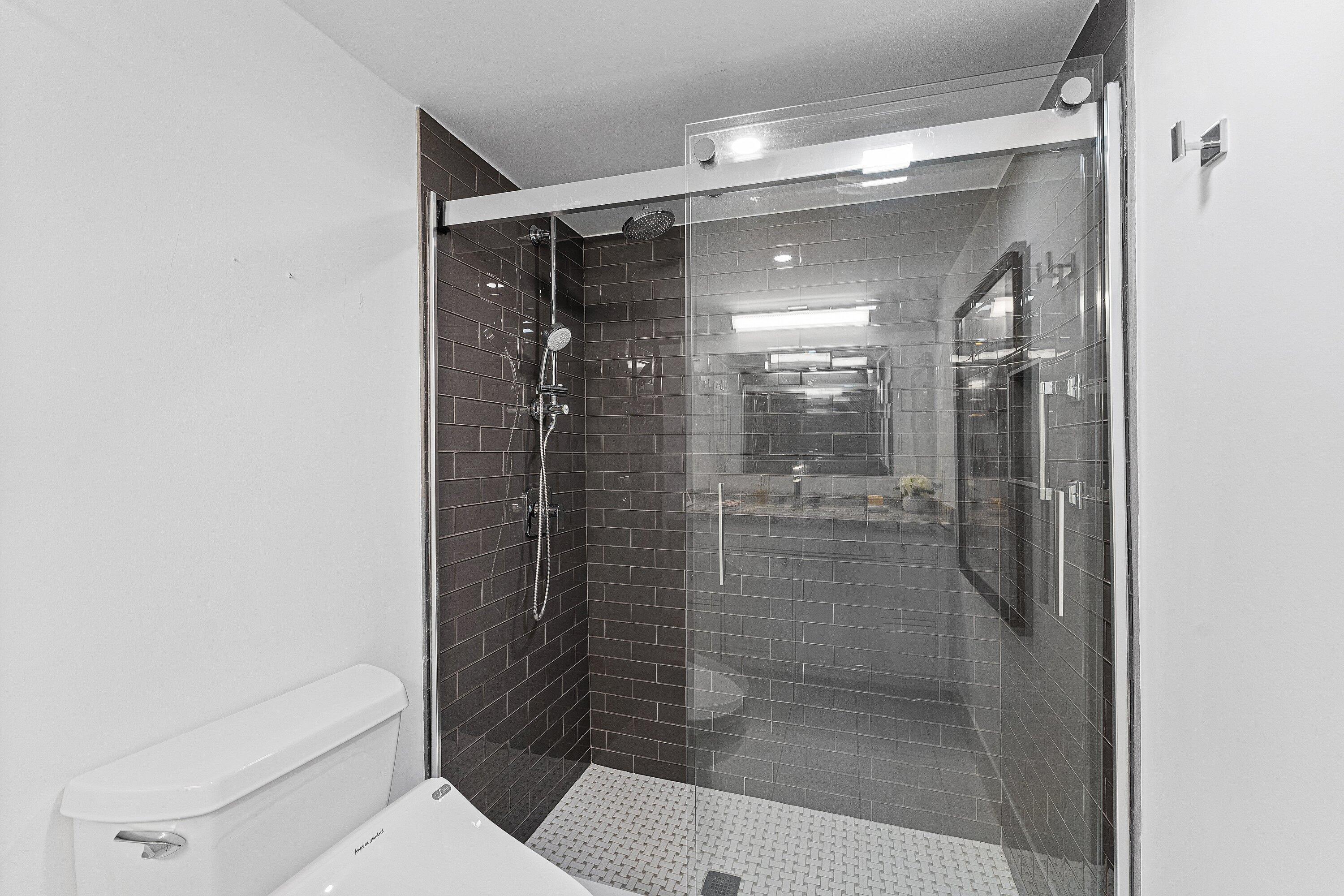 WILLOWWOOD GARDENS CONDO - Residential