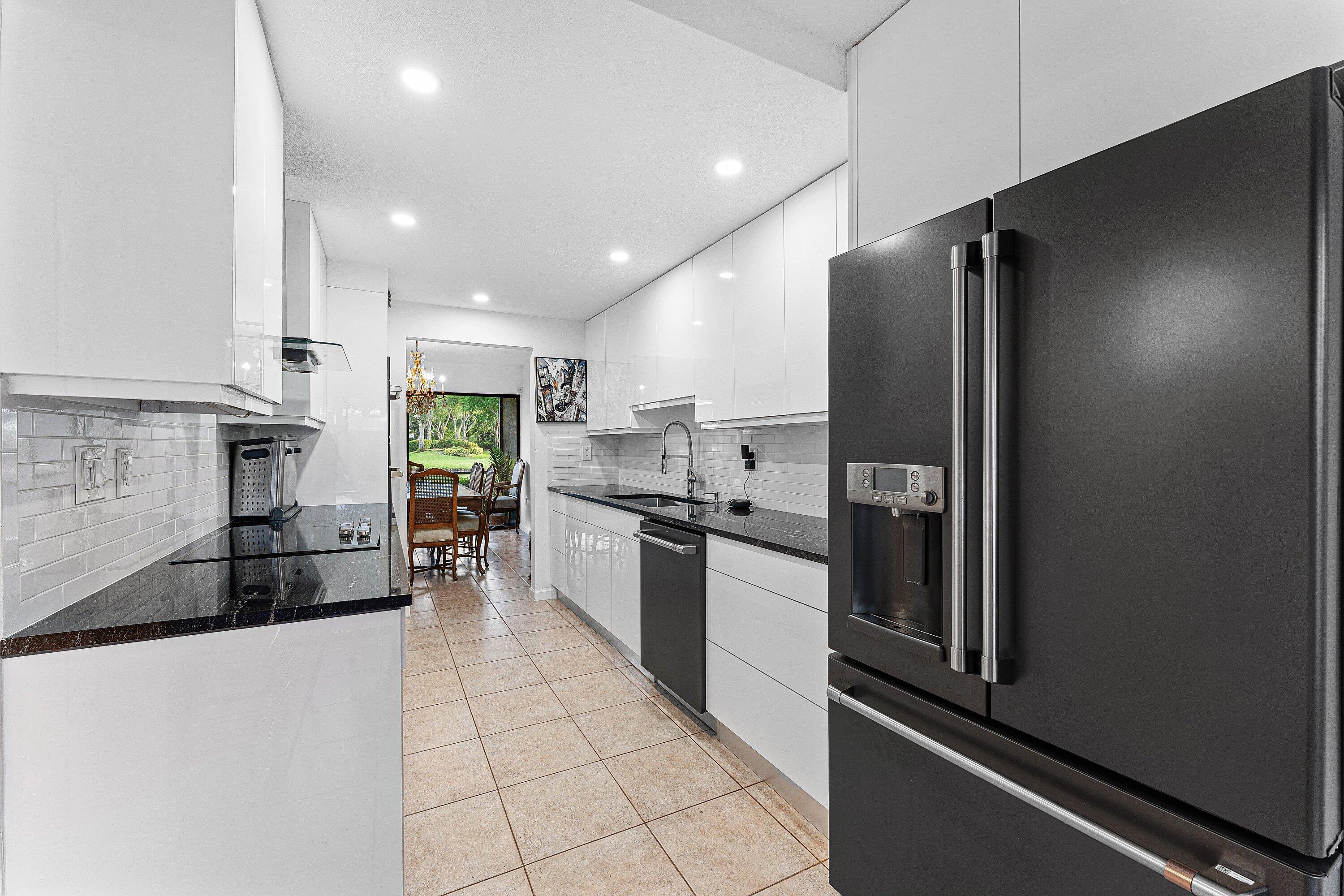 WILLOWWOOD GARDENS CONDO - Residential