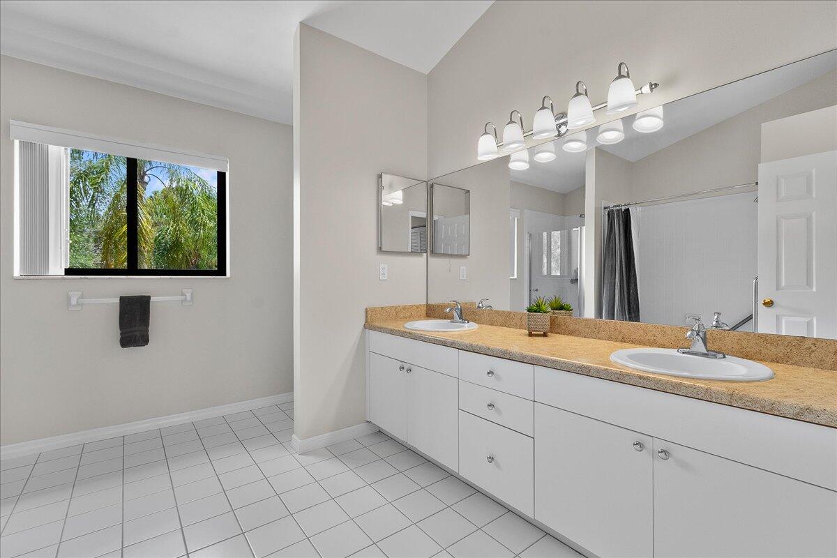 GEORGETOWN AT HERITAGE RIDGE - Residential Lease