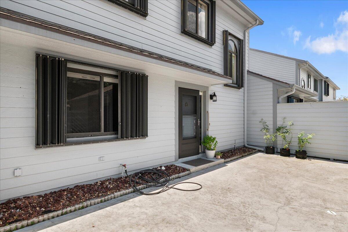 GEORGETOWN AT HERITAGE RIDGE - Residential Lease