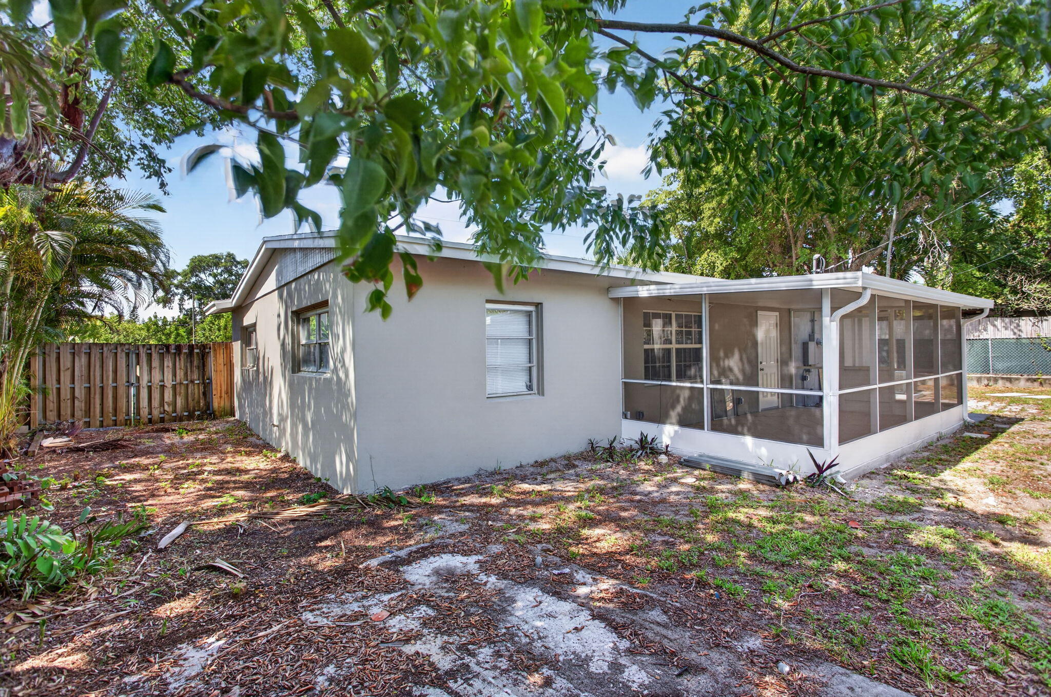 CROISSANT PARK PARK SECTION - Residential
