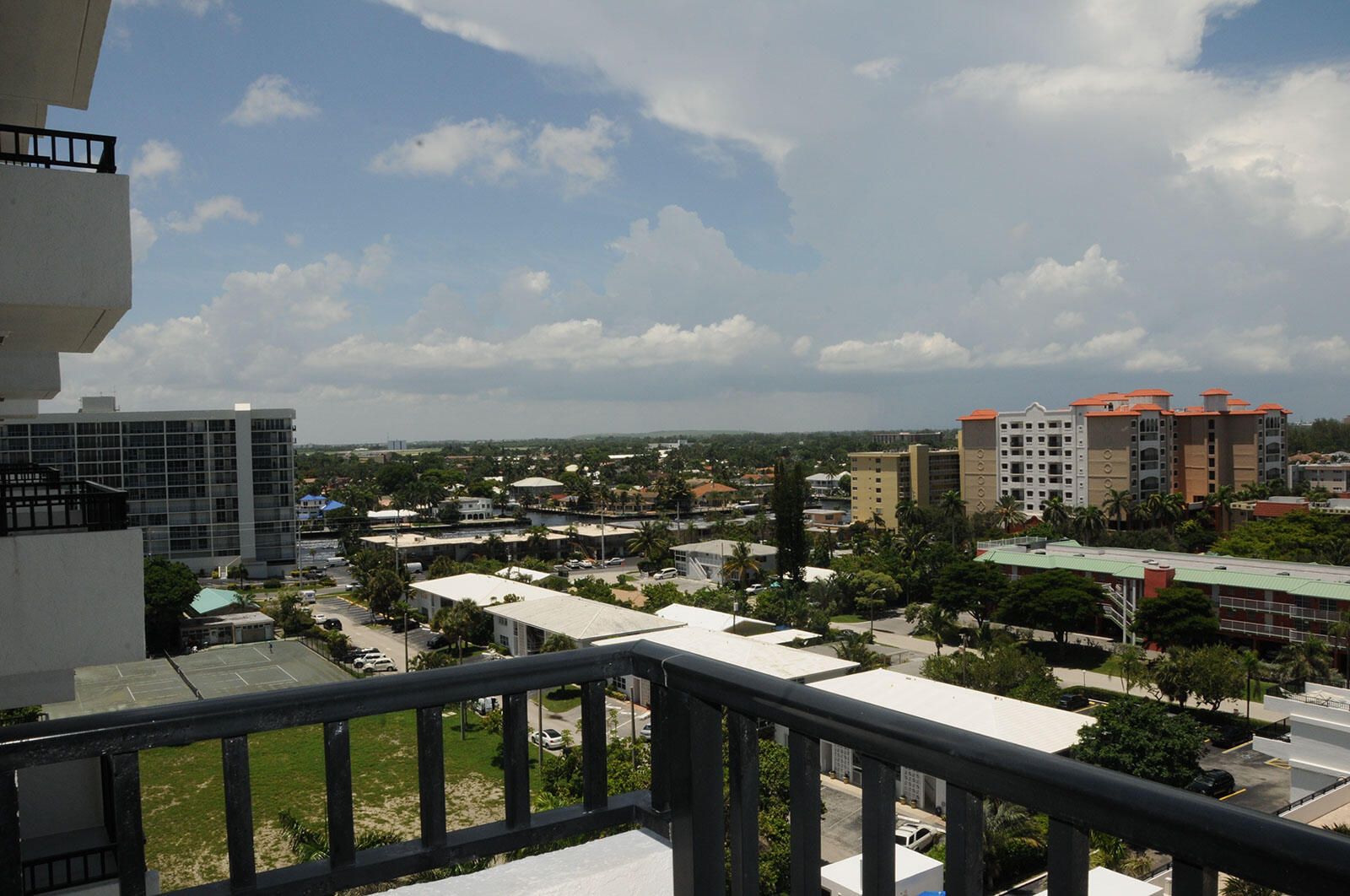 SILVER THATCH ATLANTIC PLAZA - Residential Lease