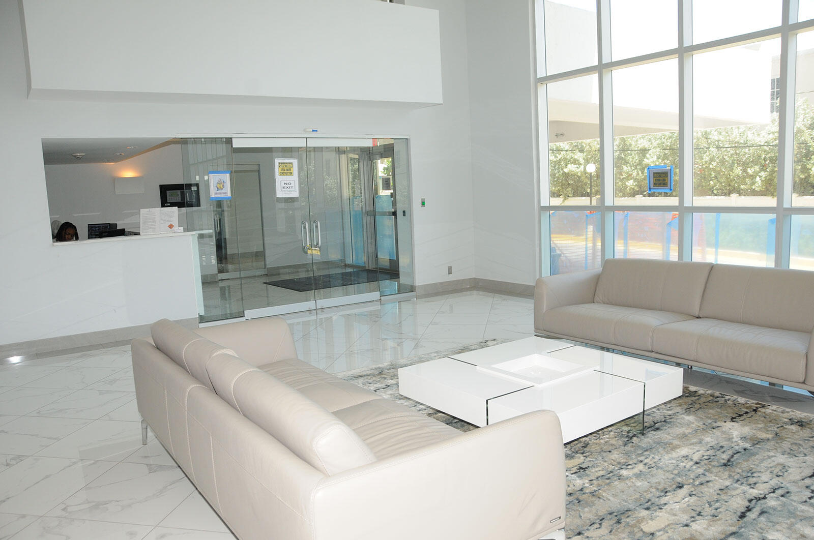 SILVER THATCH ATLANTIC PLAZA - Residential Lease