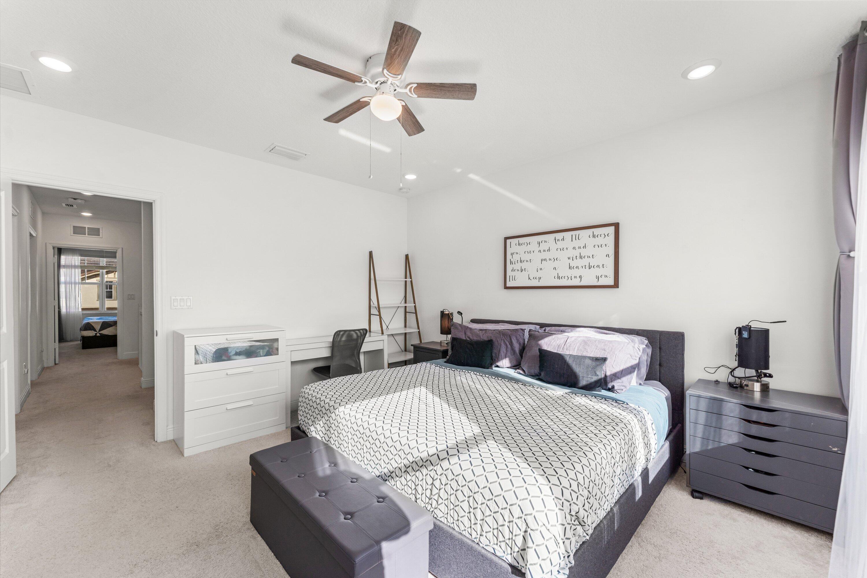 CRYSTAL LAKE 1ST SEC - Residential
